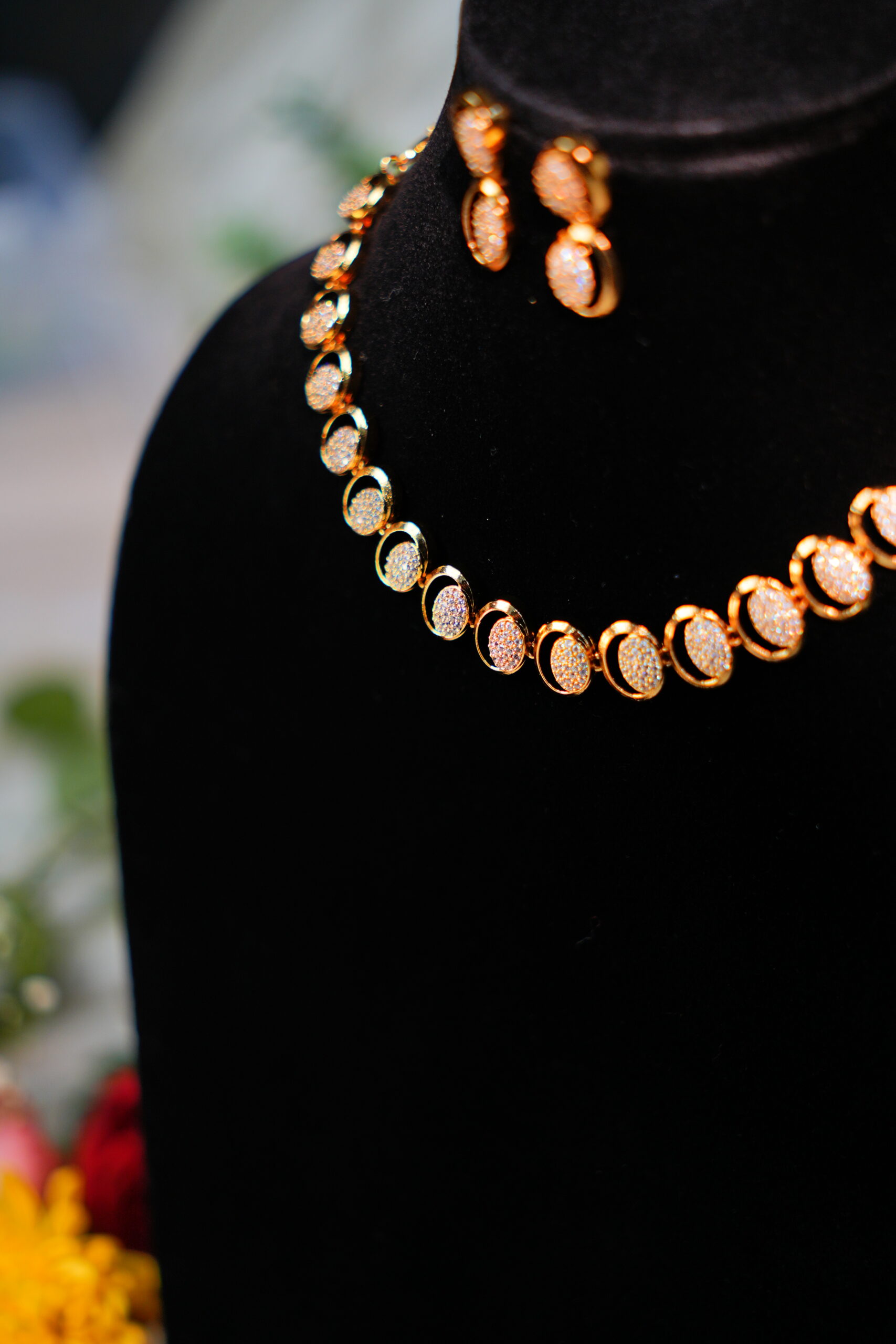 Gold Plating Divina Glow necklace - Image 3