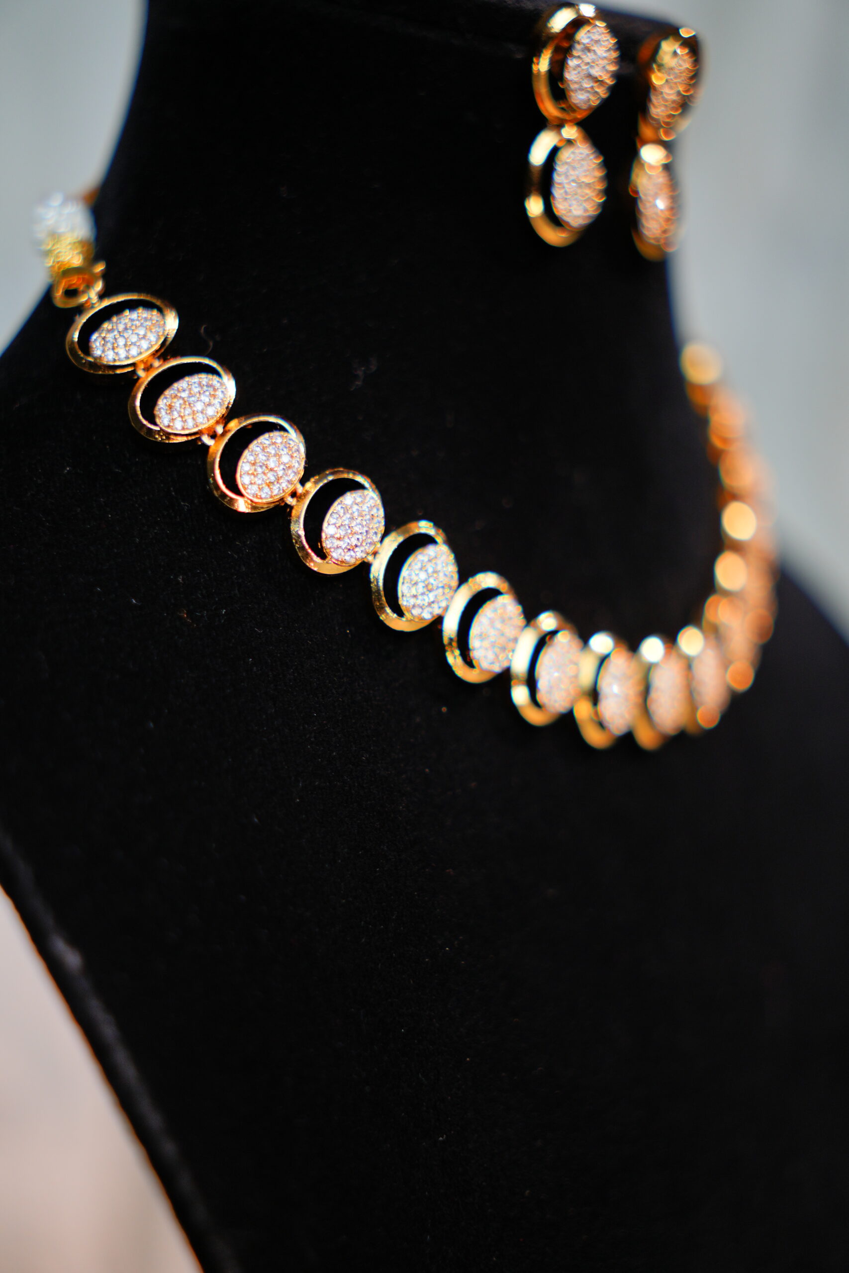 Gold Plating Divina Glow necklace - Image 2