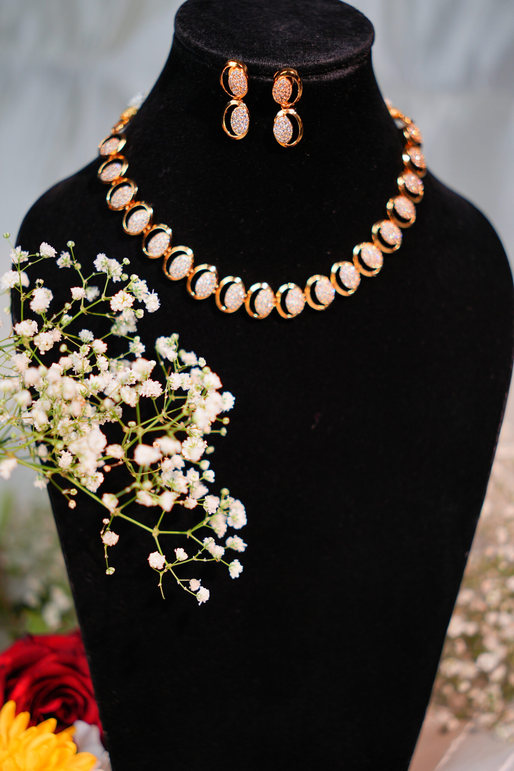 Gold Plating Divina Glow necklace