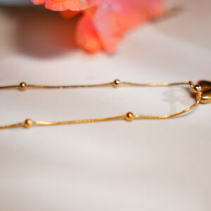 Heart shaped cahin pendent