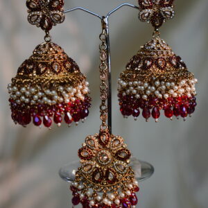 Moissoinate Ruby red Danglers