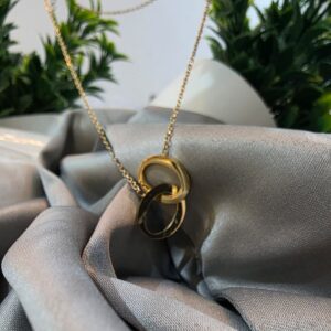 Tie-knot chain pendent