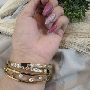 Radiant bloom with Glintstone kada bracelet