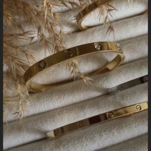 Golden aura kada bracelet