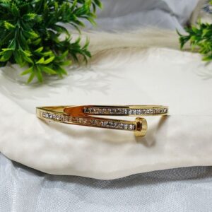 Nail Aurora shine kada bracelet