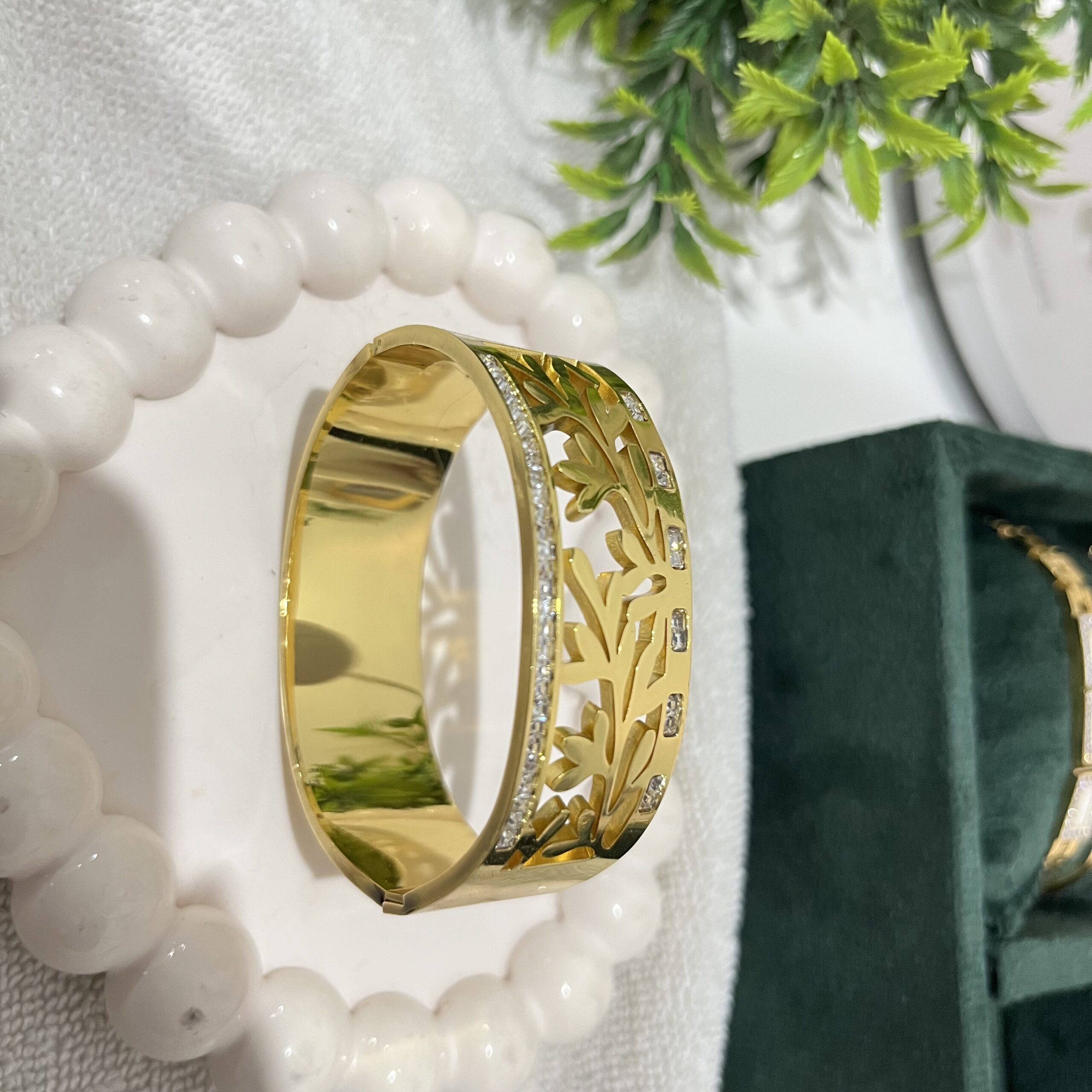 Vionara Imperial Kada