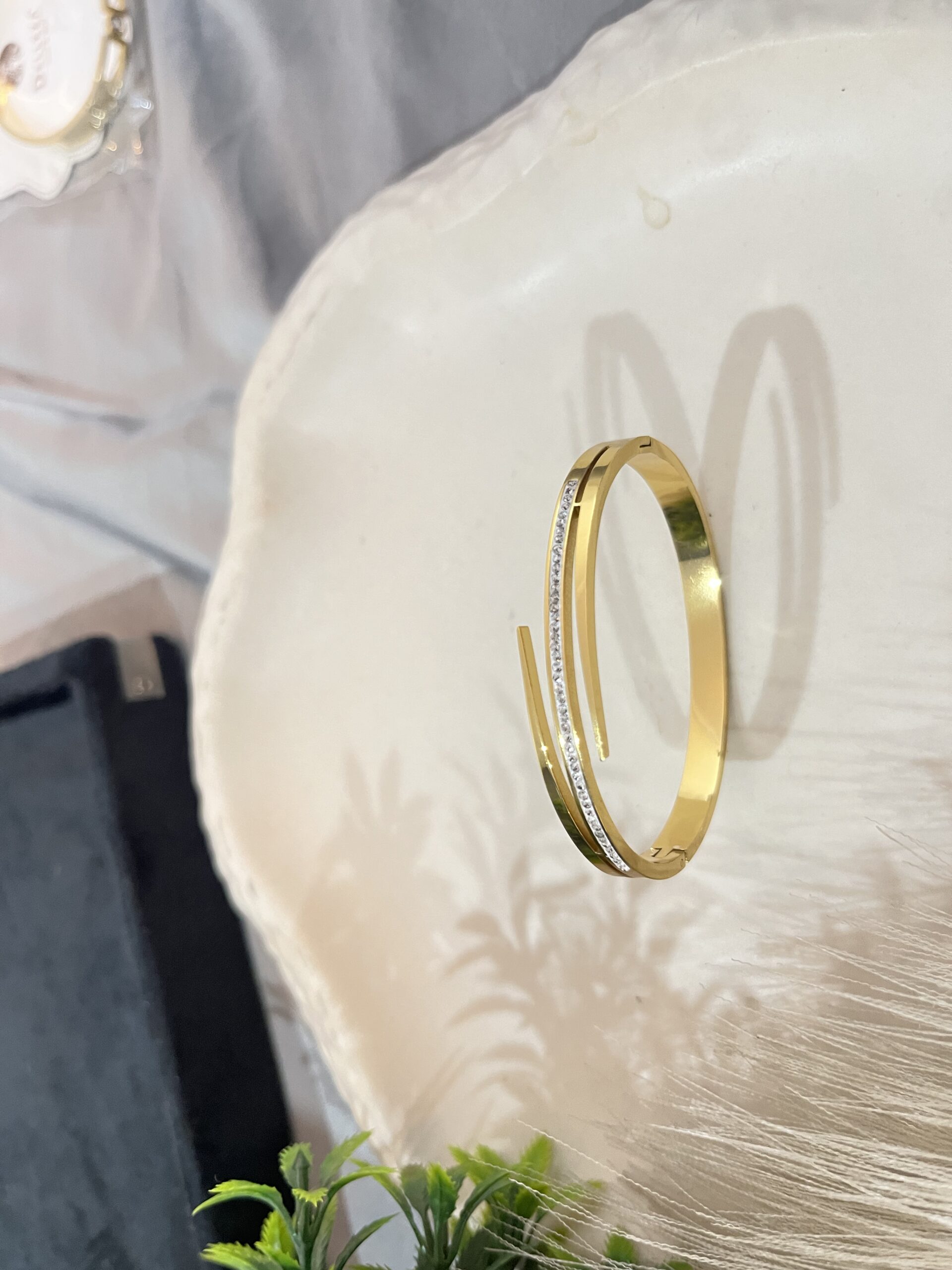Sunehri Royale kada Bracelet - Image 2