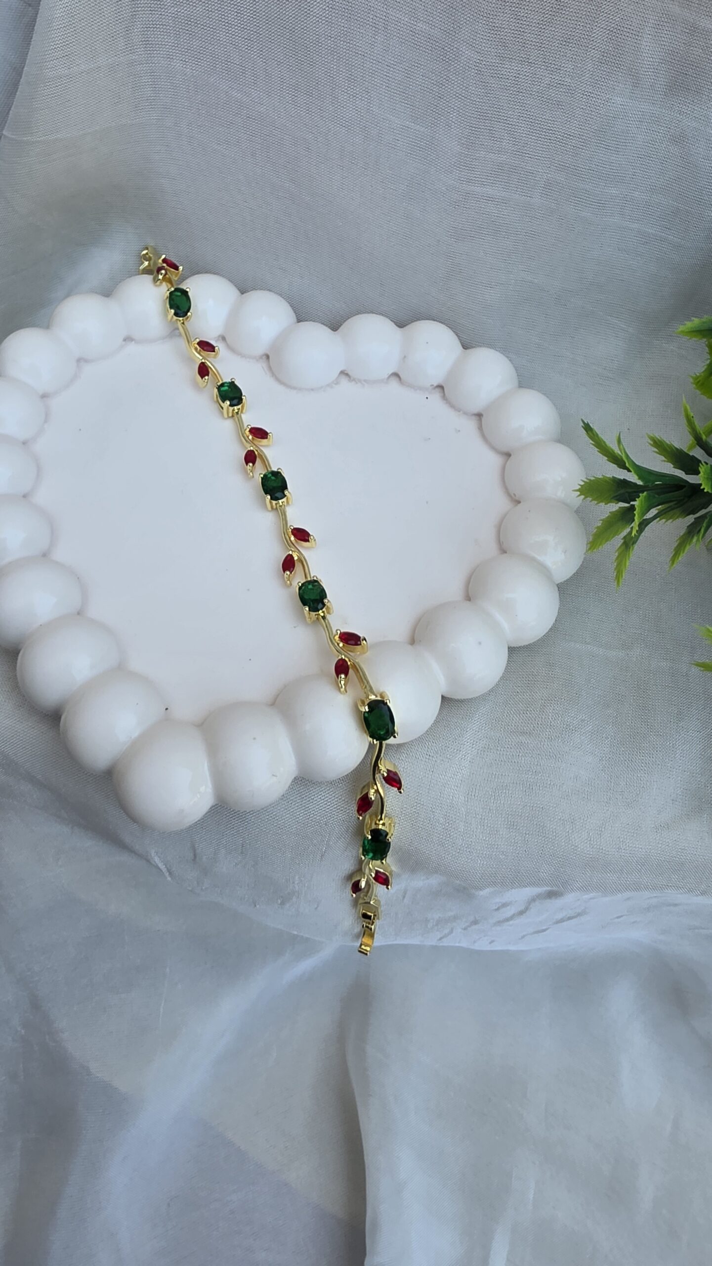 Emerald Red Tulip Bracelet - Image 3