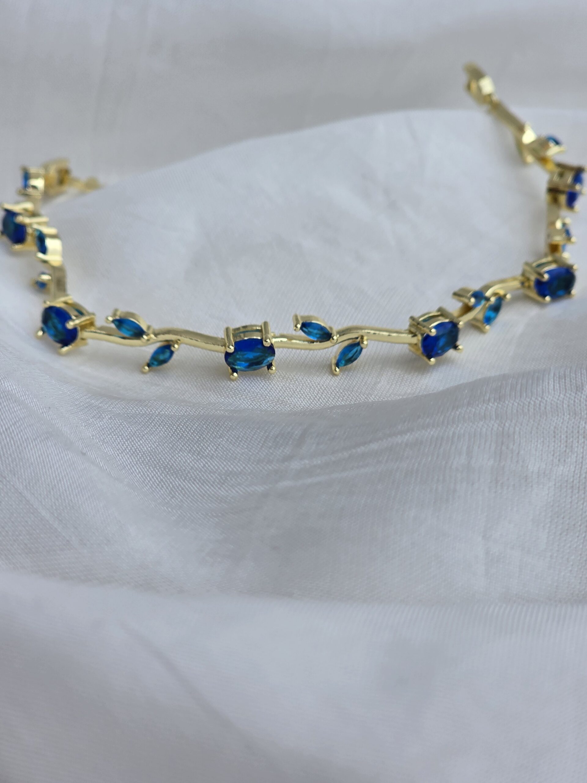 Royal Blue Tulip bracelet - Image 6