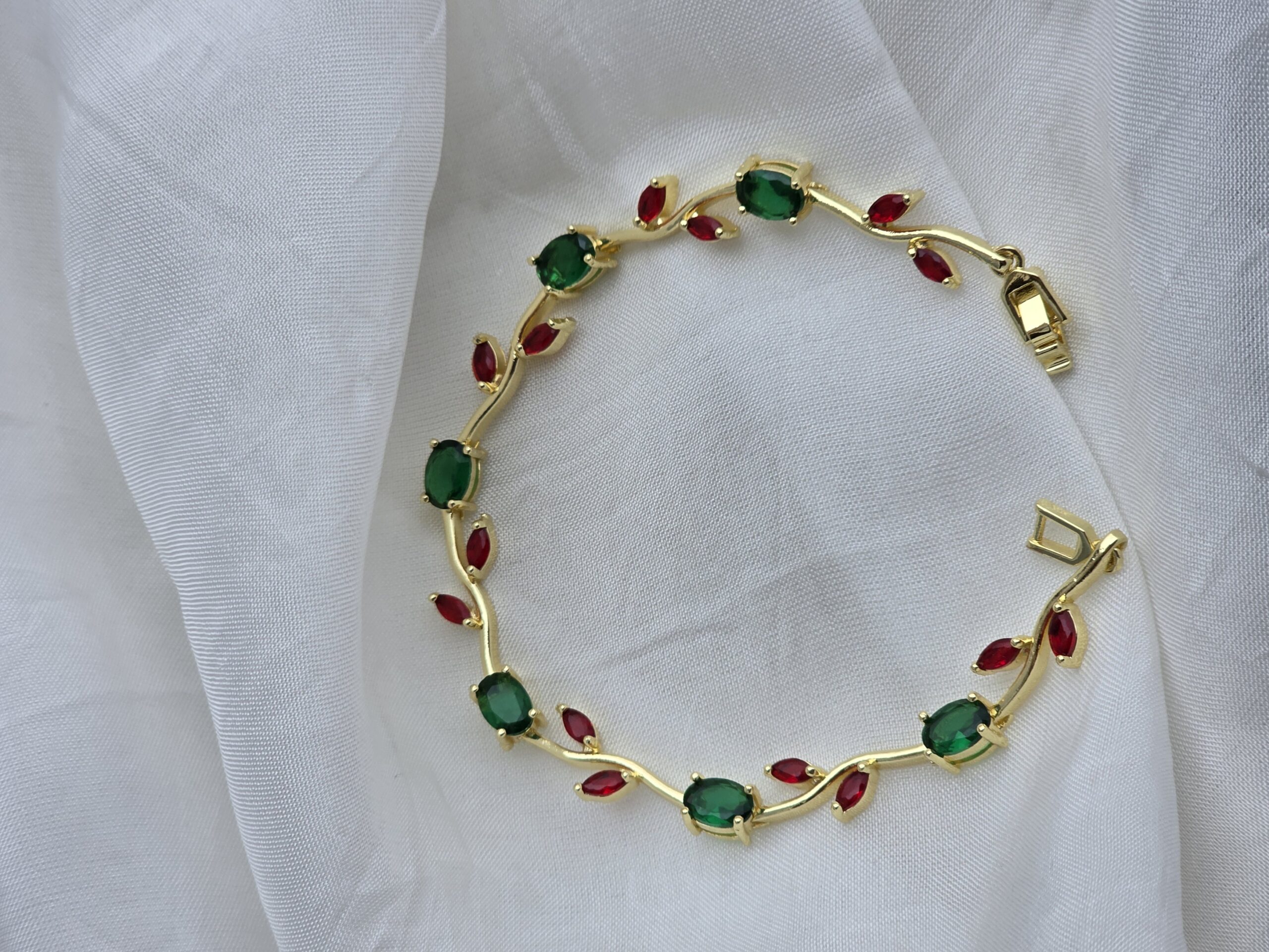 Emerald Red Tulip Bracelet - Image 2
